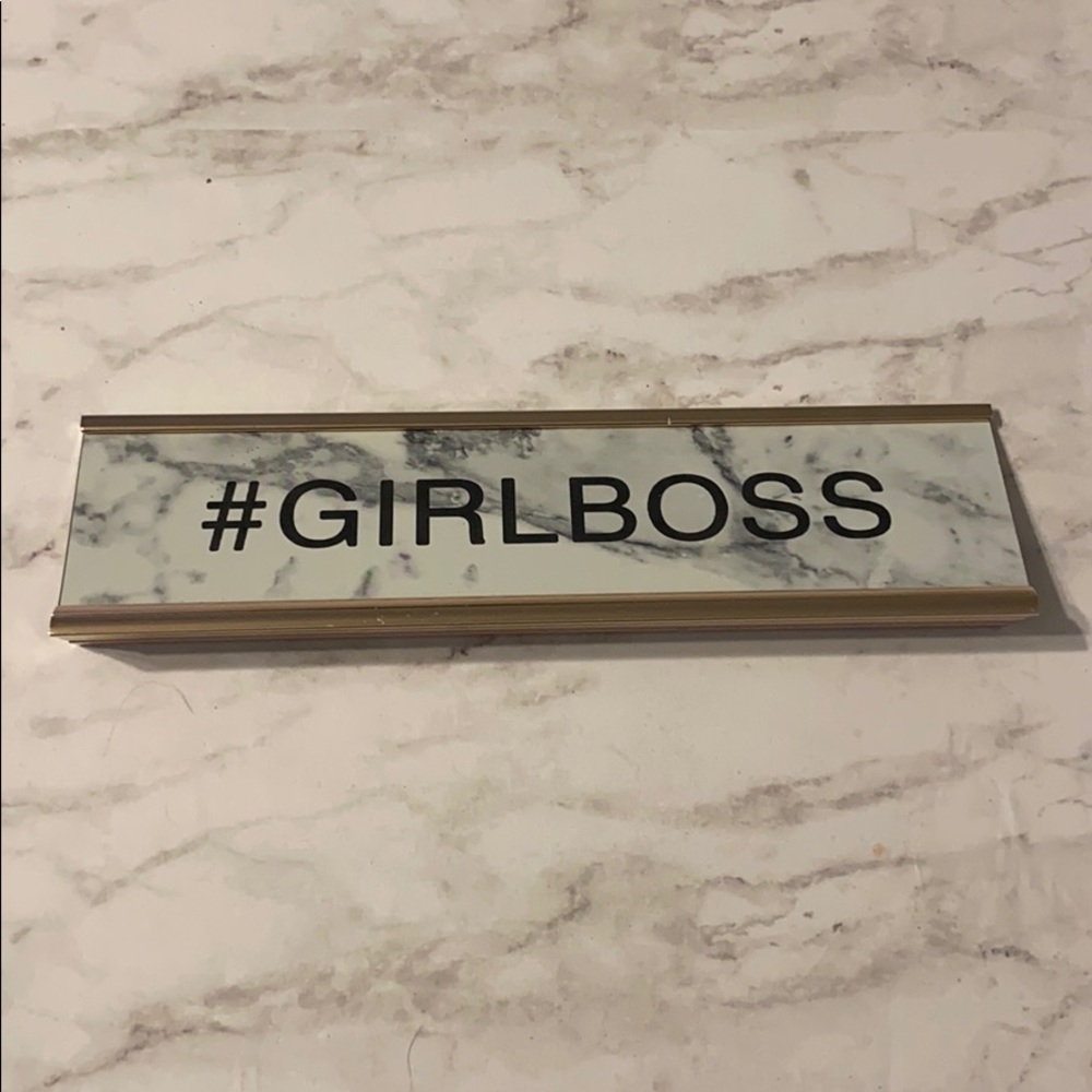 Desk Sign - Picture 2 of 3